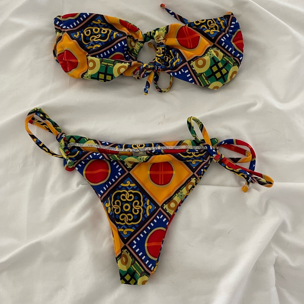 3 Bathing suits - Picture 2 of 3